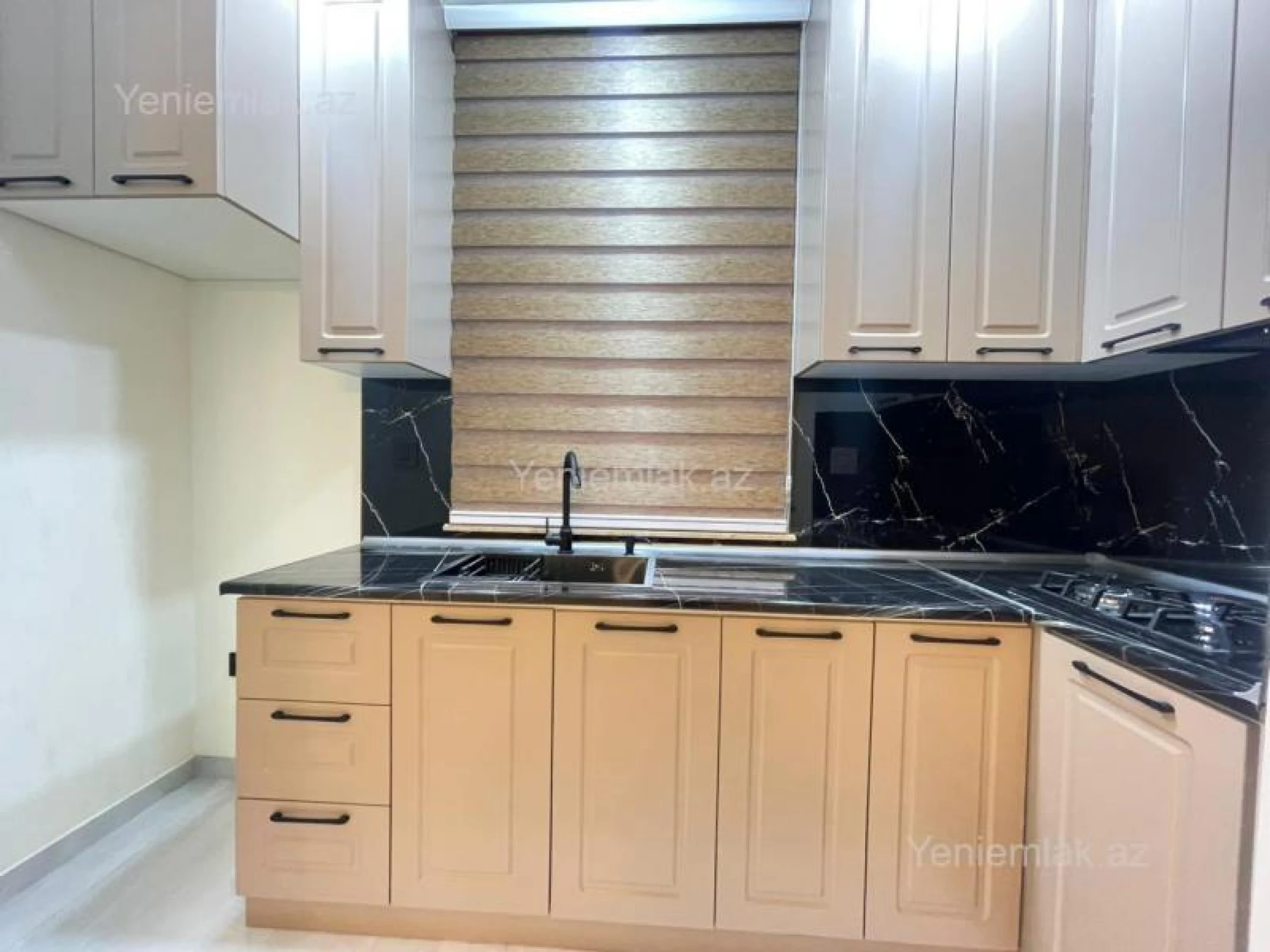Satılır 3 otaqlı köhnə tikili 65 m²