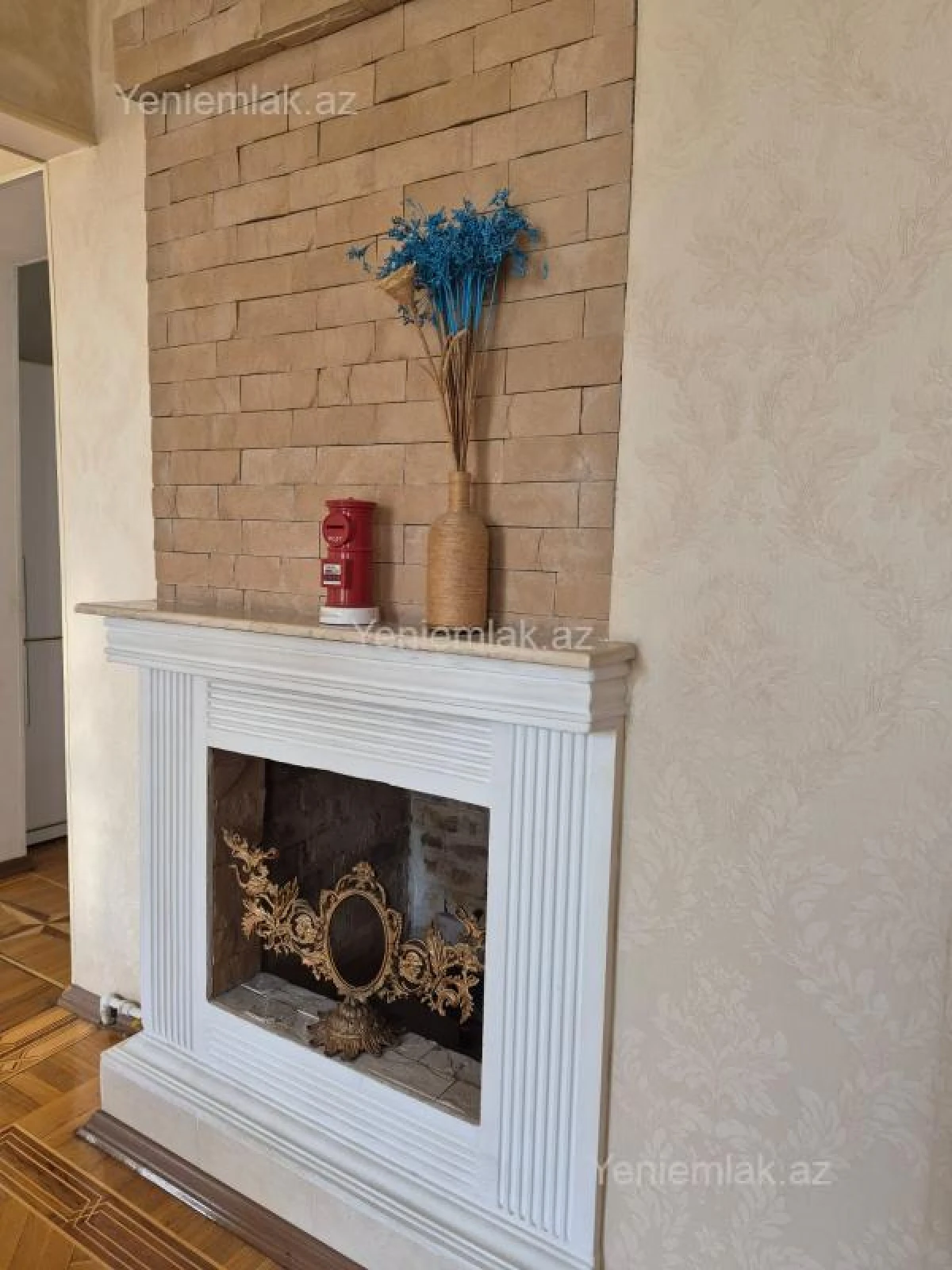 Satılır 3 otaqlı köhnə tikili 100 m²