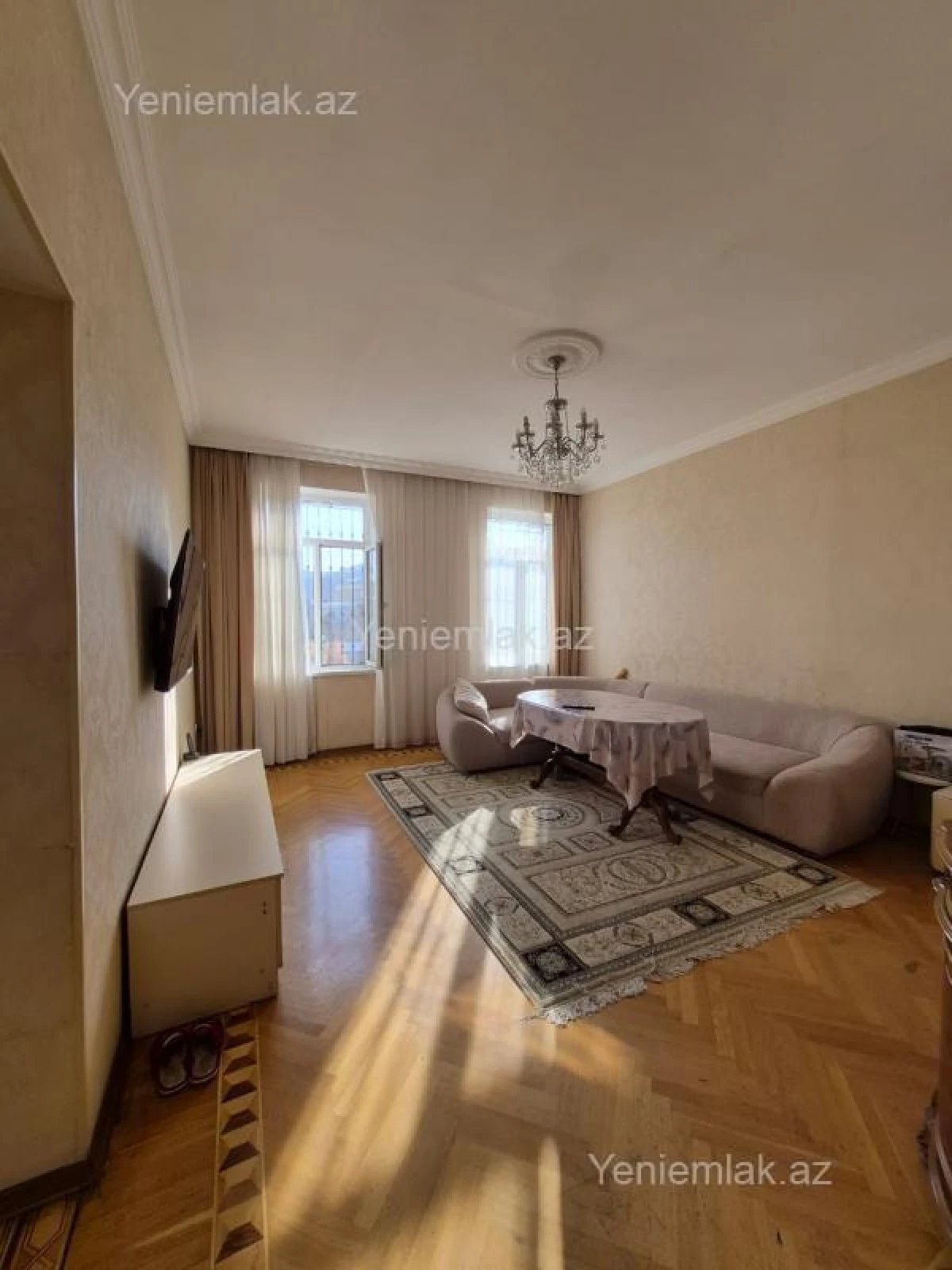 Satılır 3 otaqlı köhnə tikili 100 m²