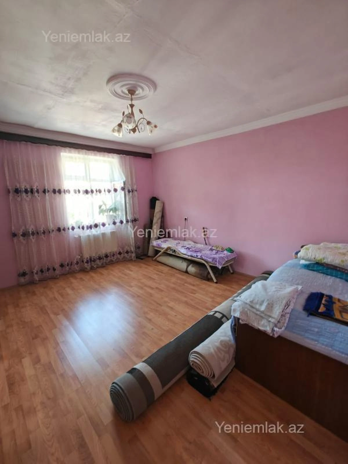 Satılır 5 otaqlı həyət evi 140 m²