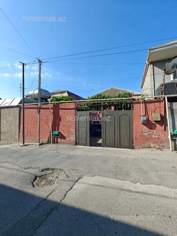 Satılır 5 otaqlı həyət evi 140 m²