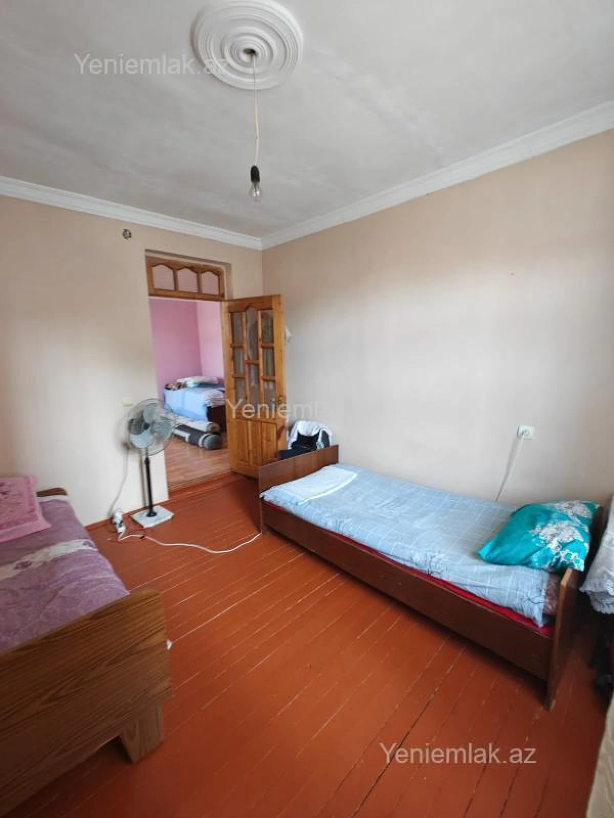 Satılır 5 otaqlı həyət evi 140 m²