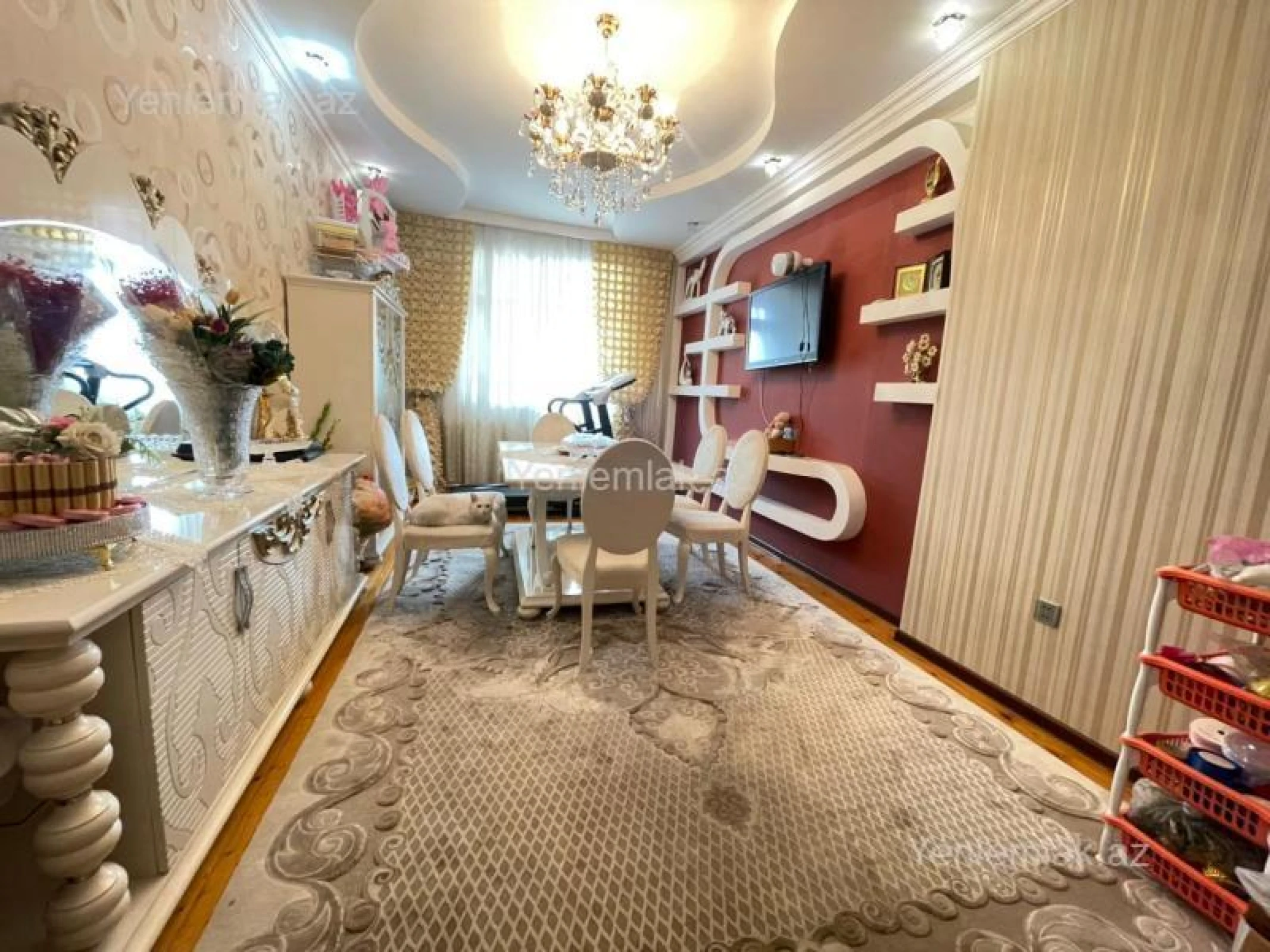 Satılır 3 otaqlı yeni tikili 105 m²