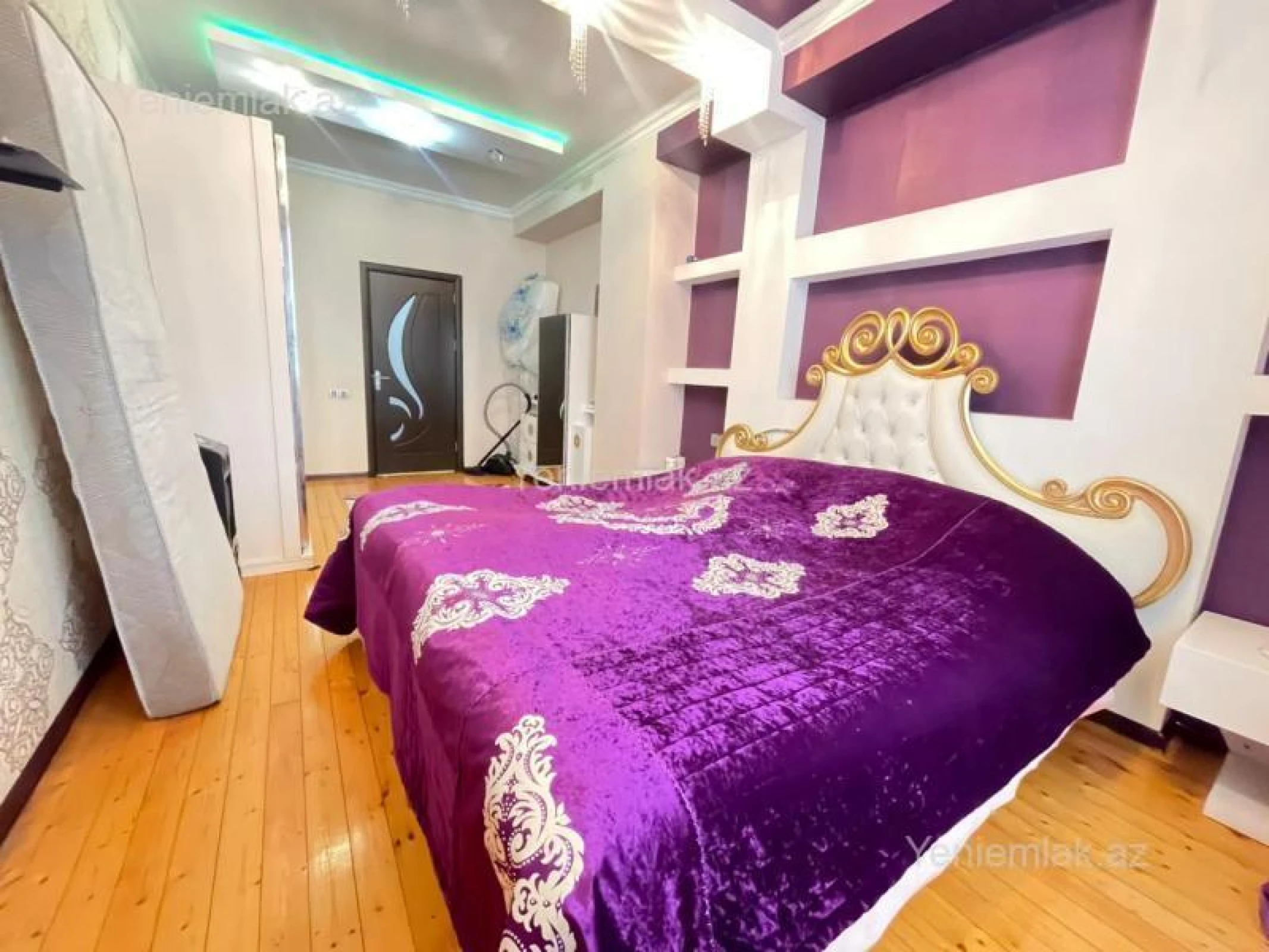 Satılır 3 otaqlı yeni tikili 105 m²