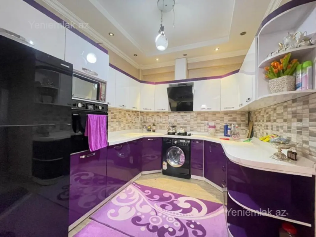 Satılır 3 otaqlı yeni tikili 105 m²