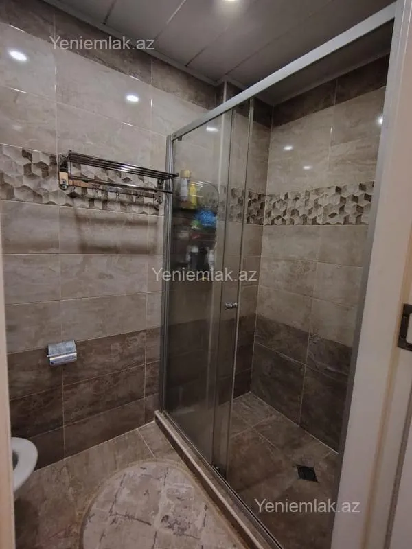 Satılır 1 otaqlı yeni tikili 45 m²