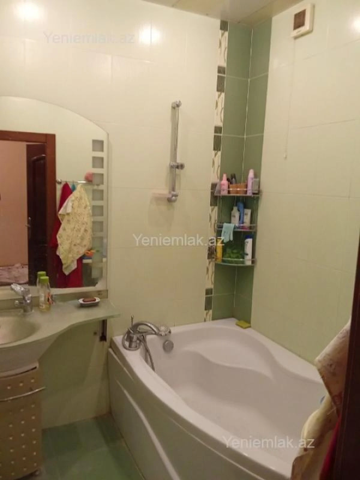 Satılır 3 otaqlı yeni tikili 88 m²