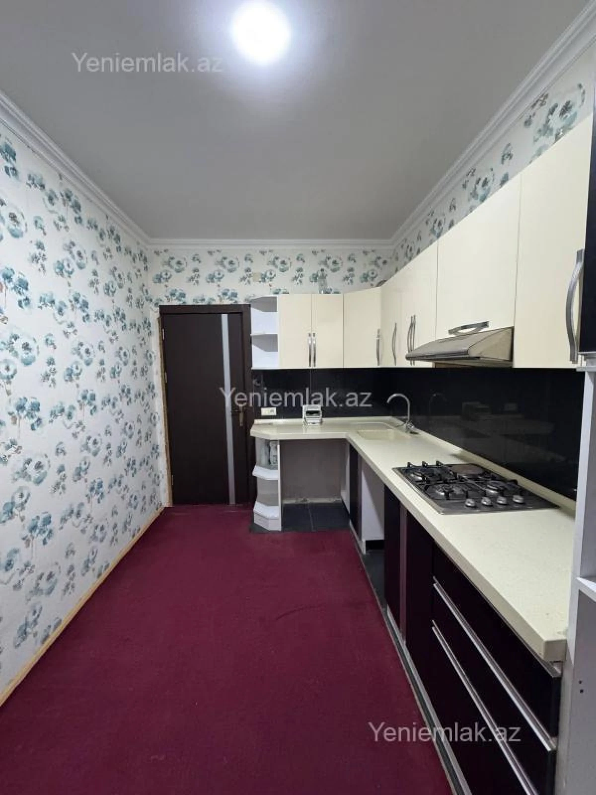 Satılır 3 otaqlı yeni tikili 75 m²