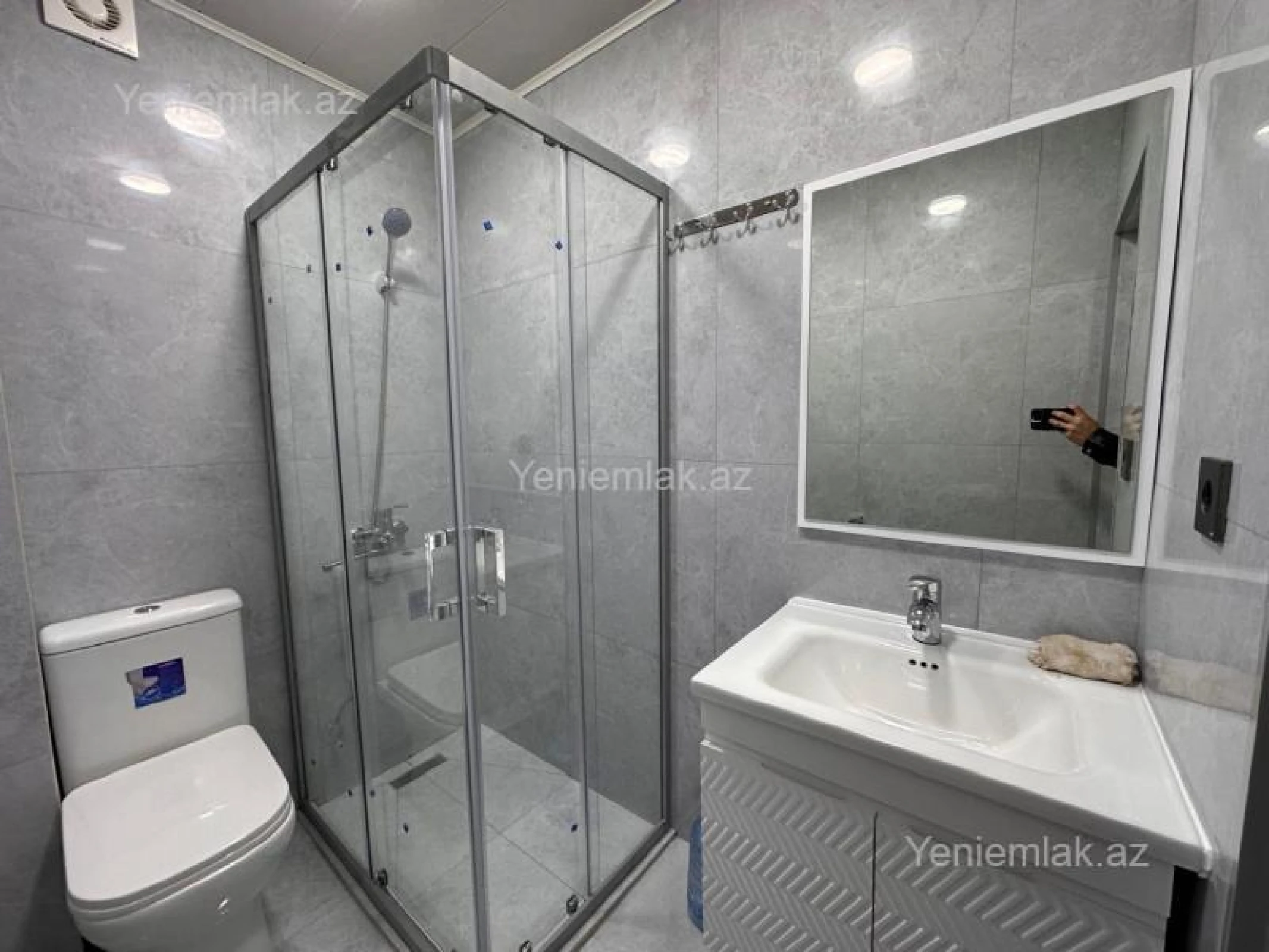 Satılır 2 otaqlı köhnə tikili 50 m²