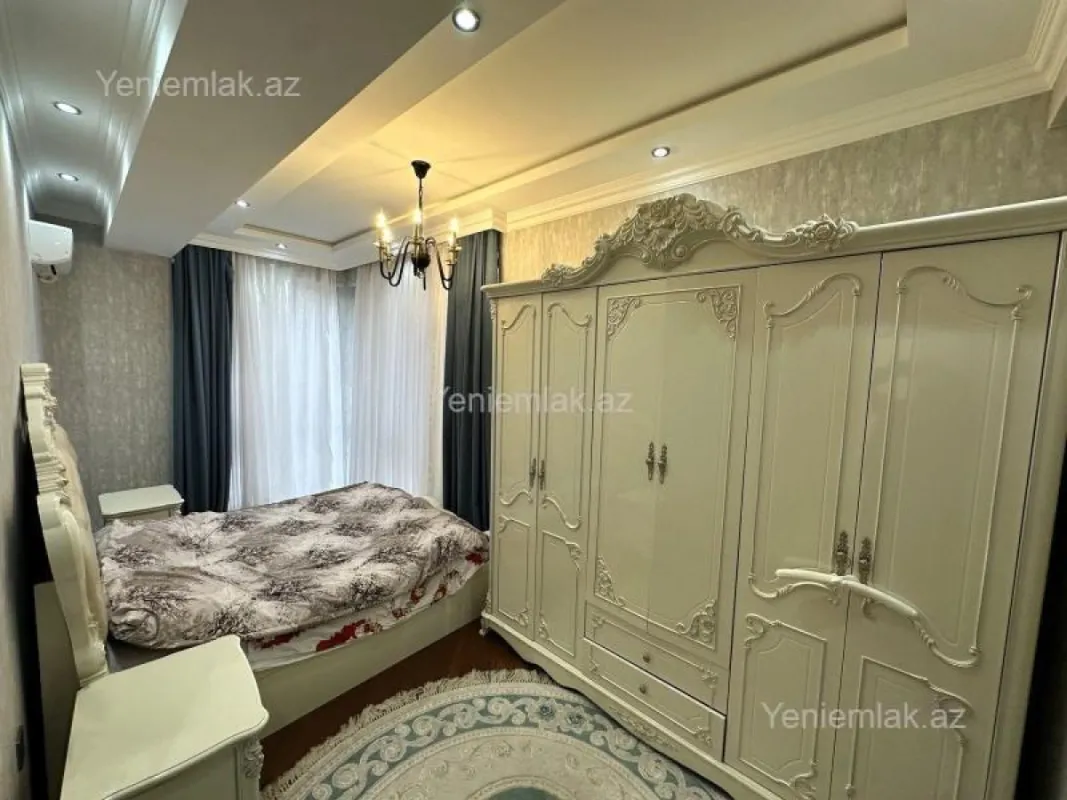 Satılır 3 otaqlı yeni tikili 118 m²