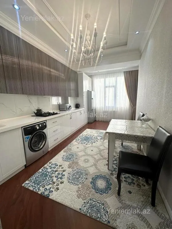Satılır 3 otaqlı yeni tikili 118 m²