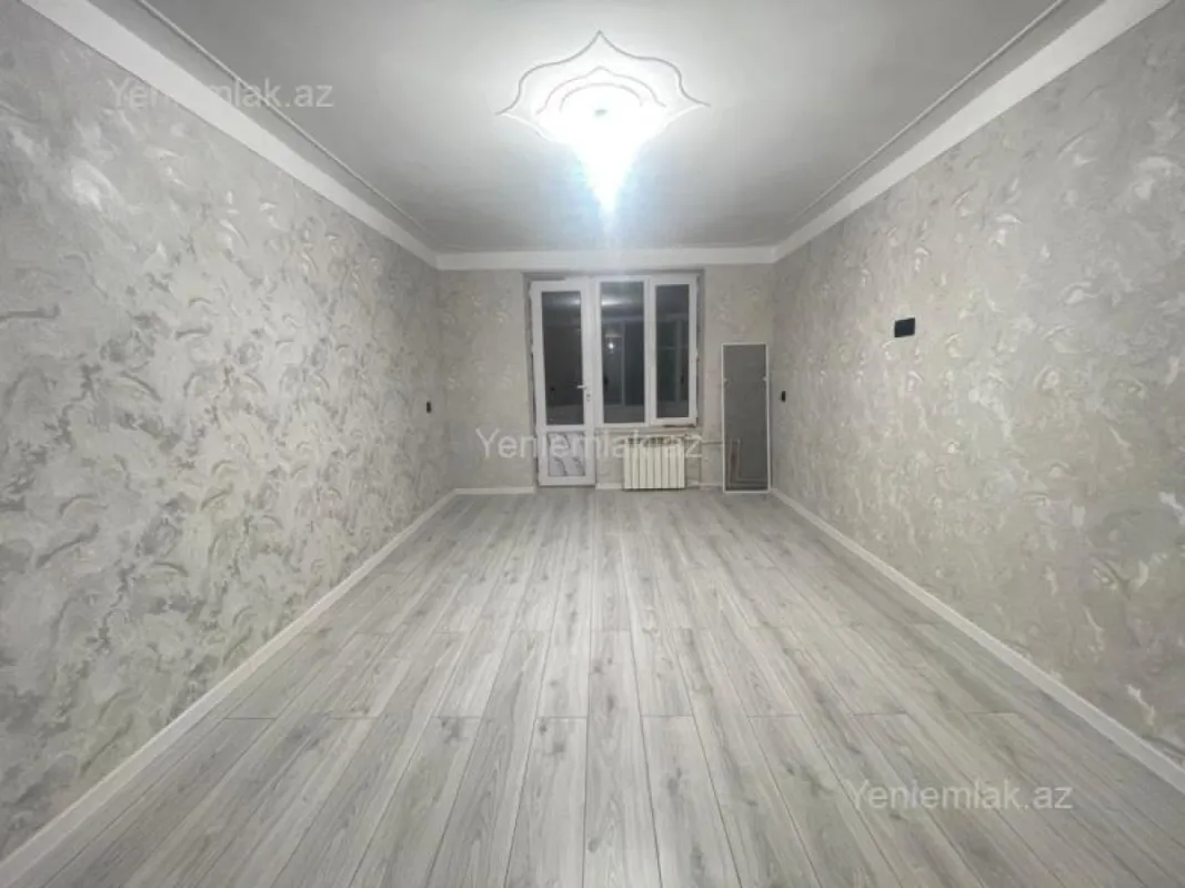 Satılır 3 otaqlı köhnə tikili 68 m²