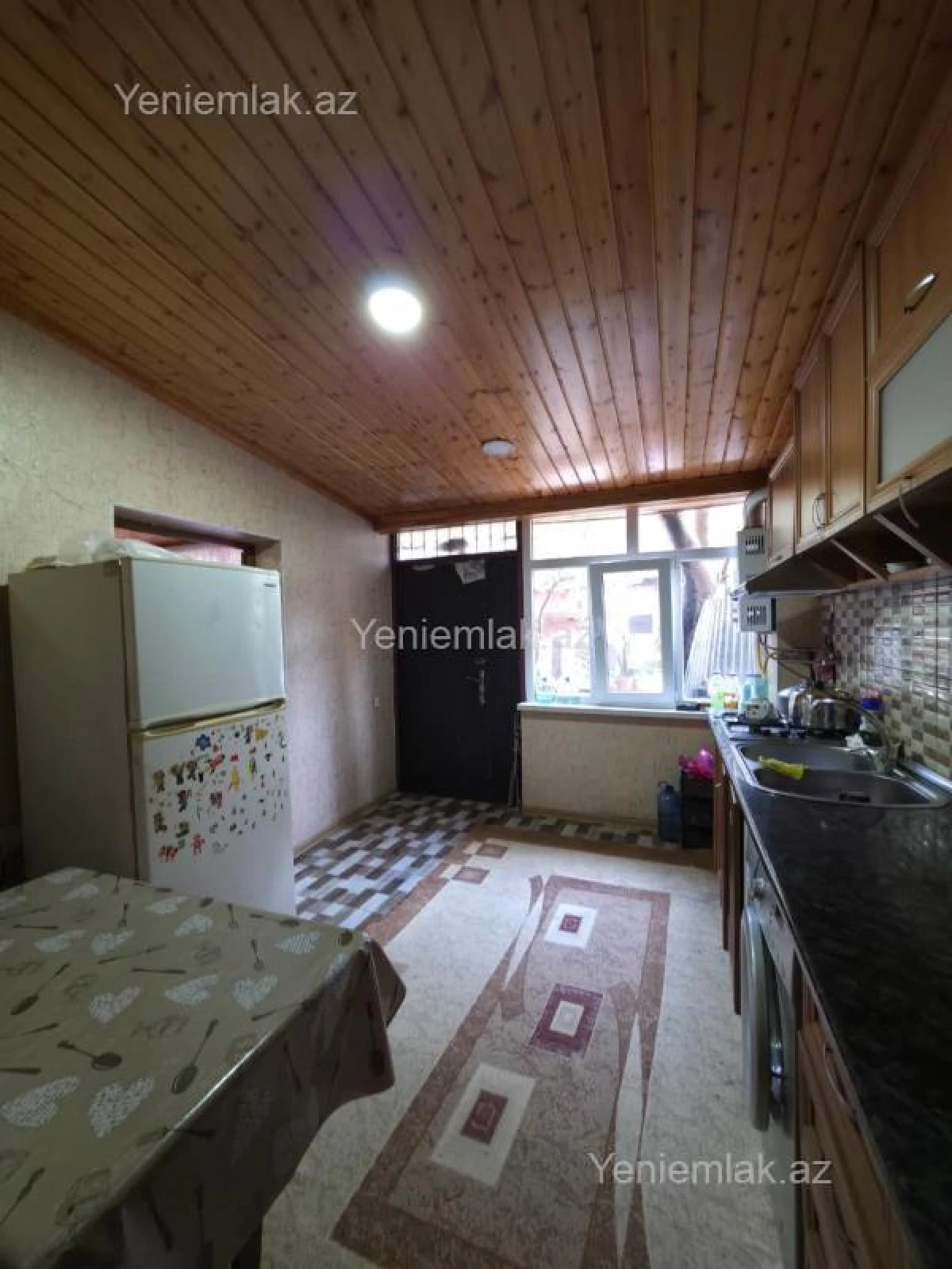 Satılır 6 otaqlı köhnə tikili 123 m²