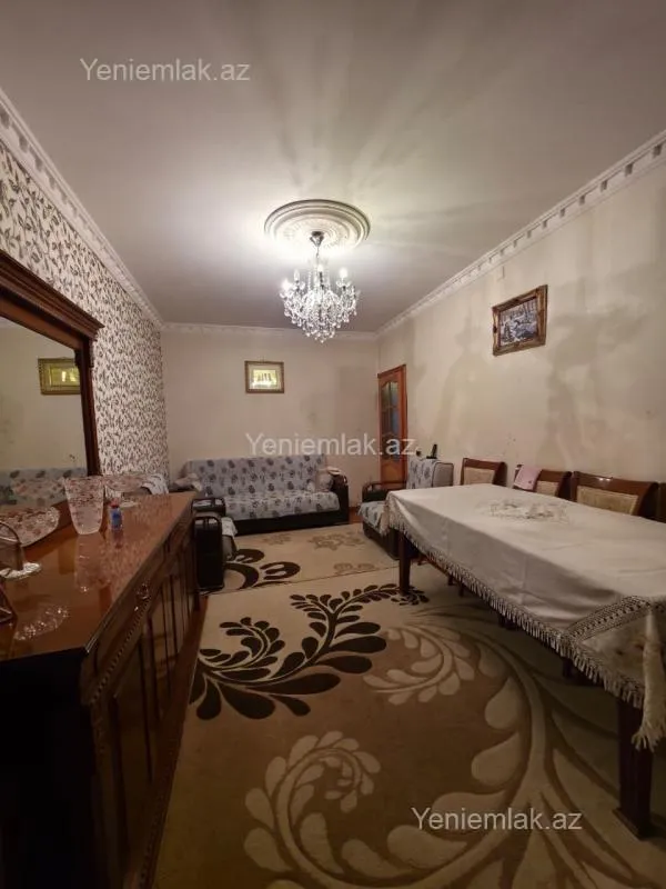 Satılır 6 otaqlı köhnə tikili 123 m²