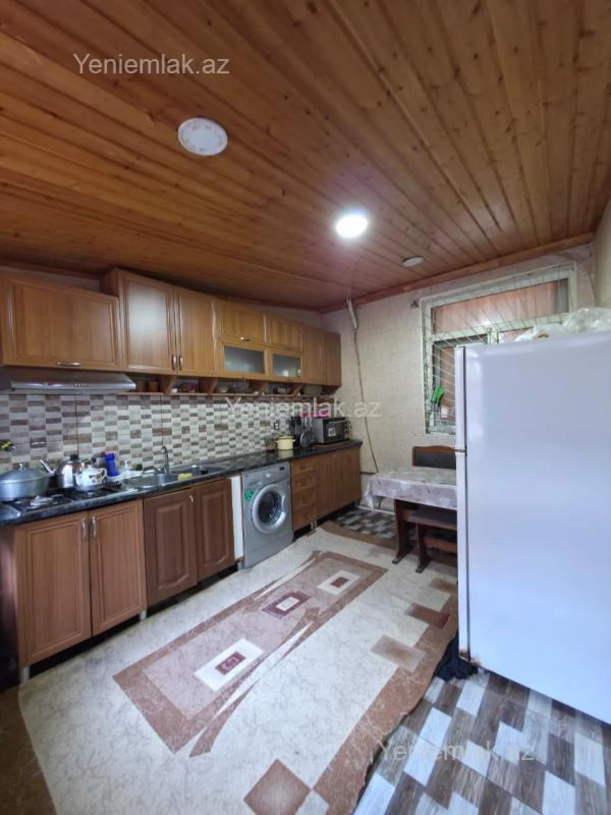 Satılır 6 otaqlı köhnə tikili 123 m²