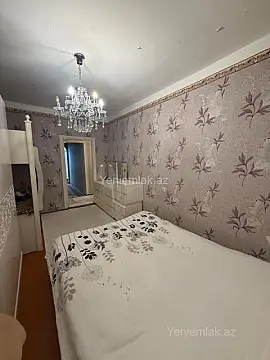 Satılır 4 otaqlı köhnə tikili 100 m²
