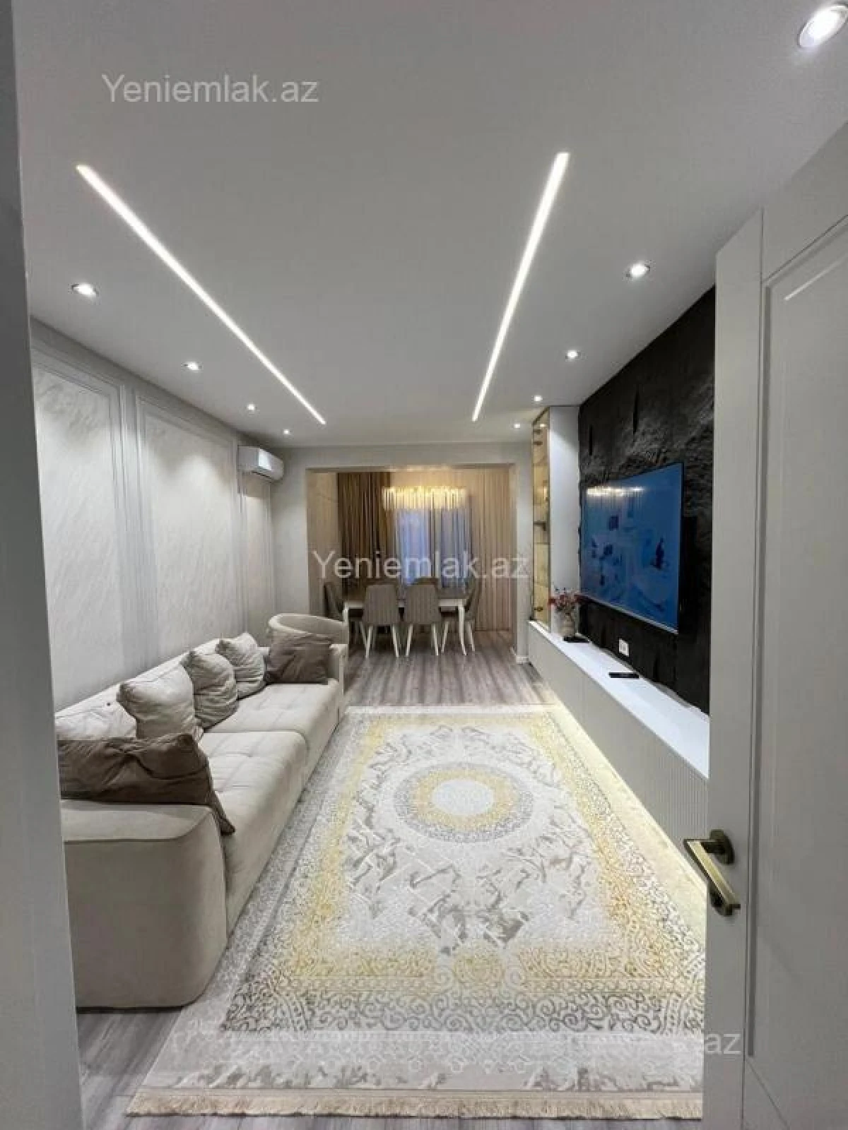 Satılır 4 otaqlı köhnə tikili 120 m²