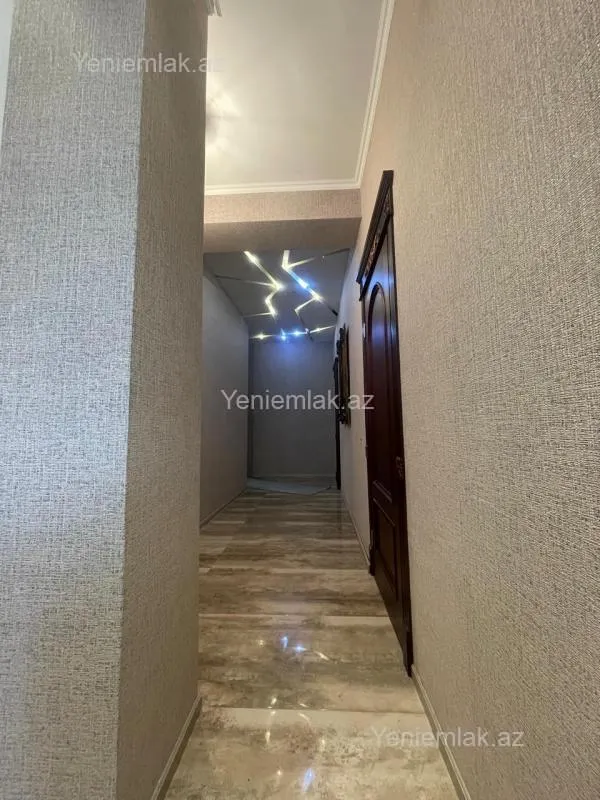 Satılır 3 otaqlı yeni tikili 85 m²