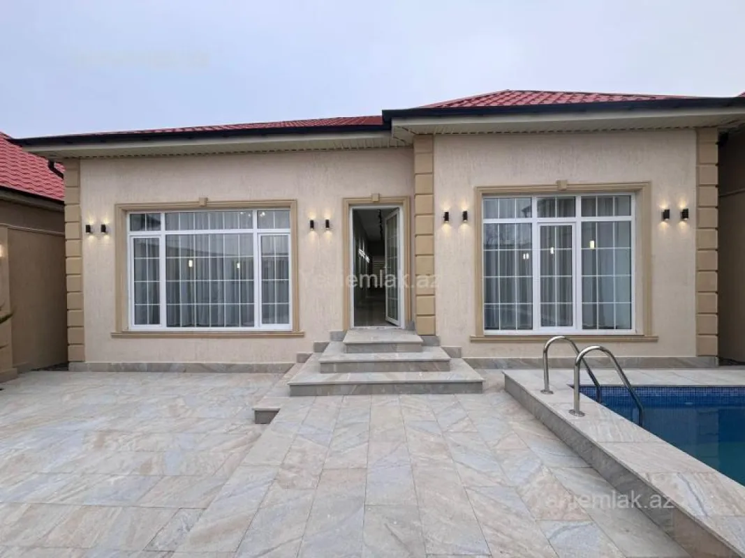 Satılır 4 otaqlı həyət evi 150 m²