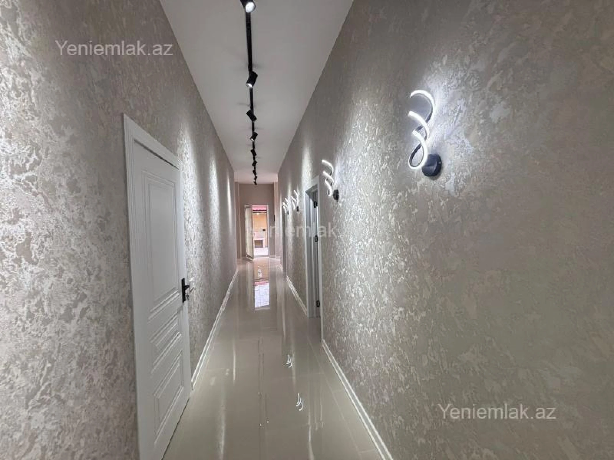 Satılır 4 otaqlı həyət evi 150 m²