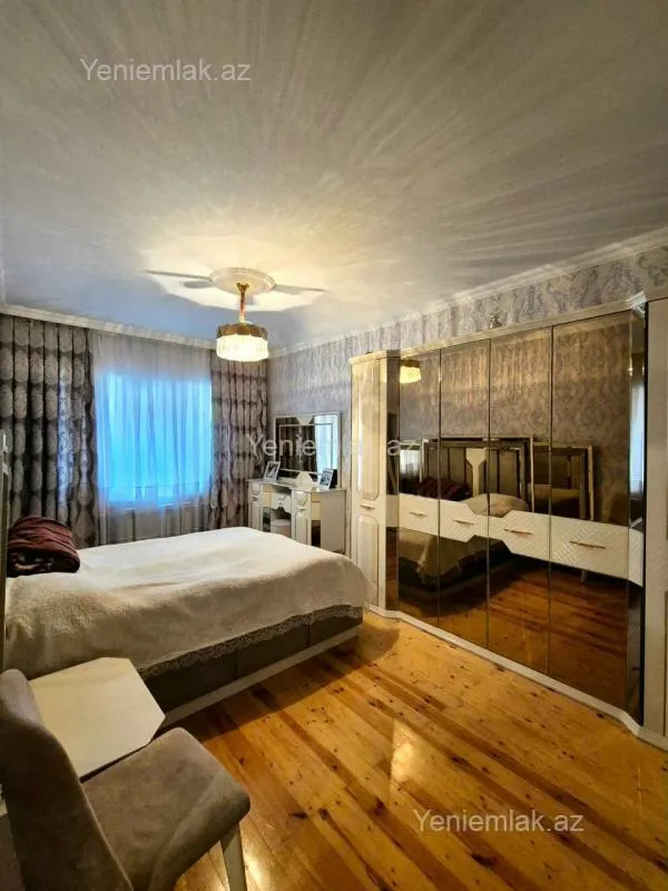 Satılır 3 otaqlı köhnə tikili 80 m²