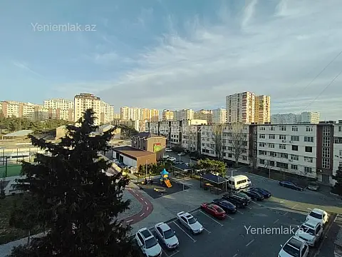 Satılır 3 otaqlı köhnə tikili 80 m²