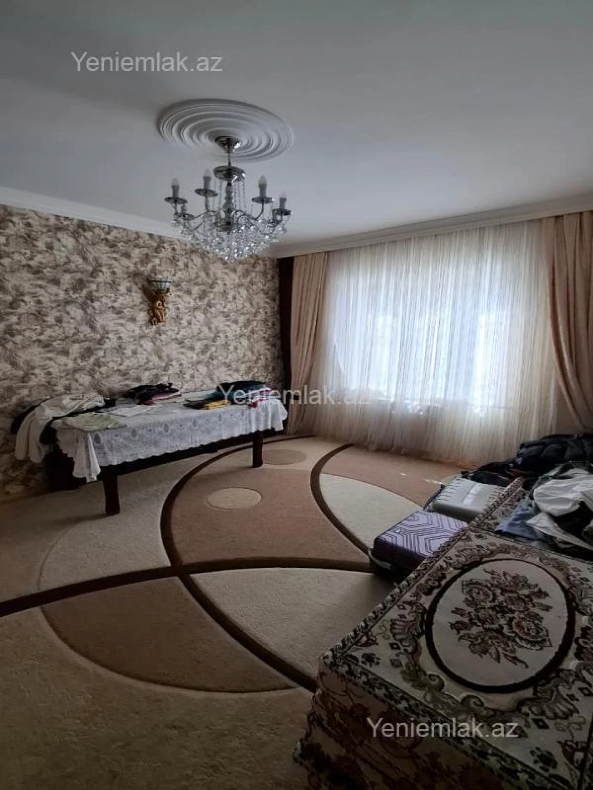 Satılır 4 otaqlı köhnə tikili 90 m²