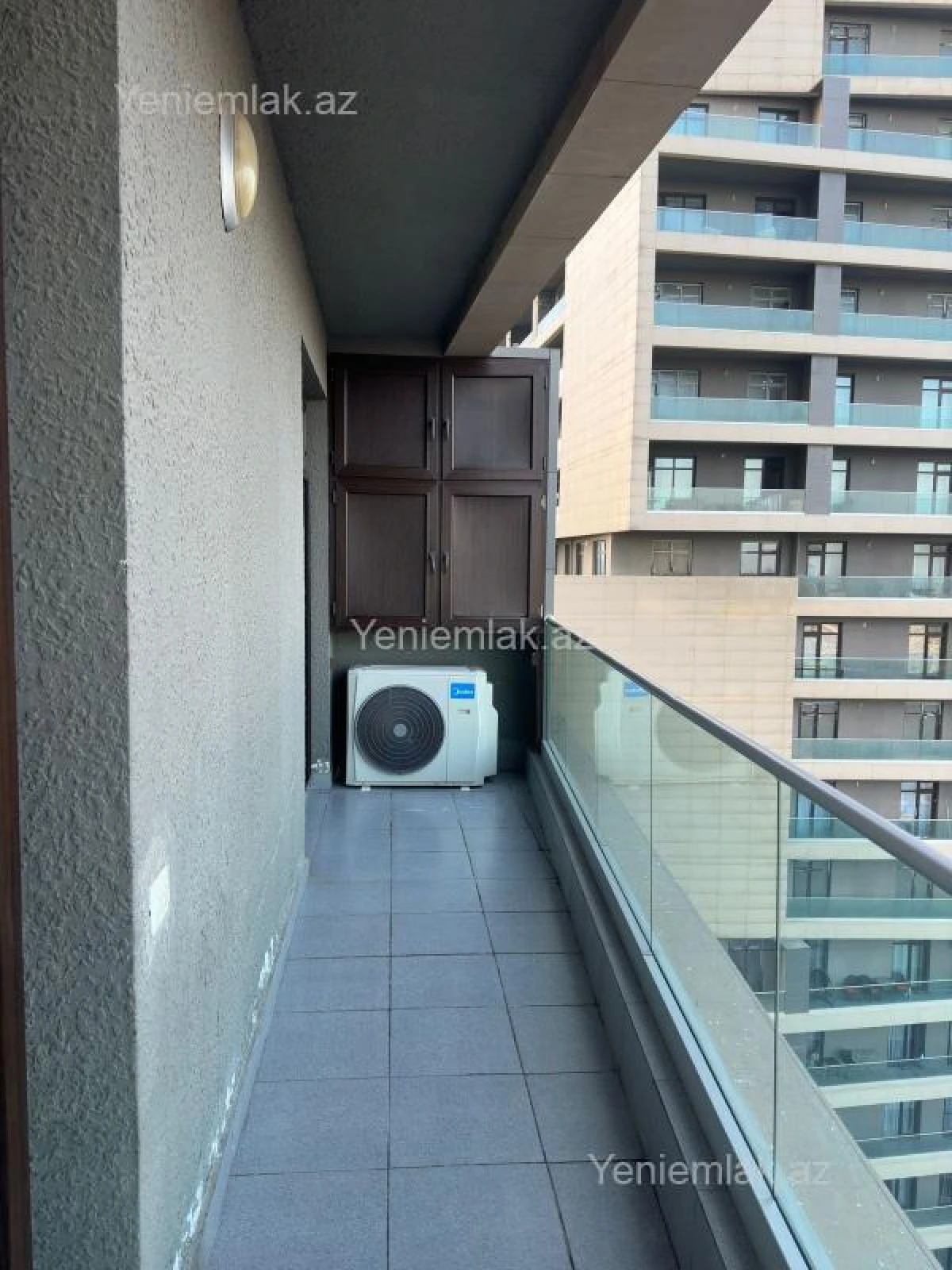 Satılır 3 otaqlı yeni tikili 98 m²