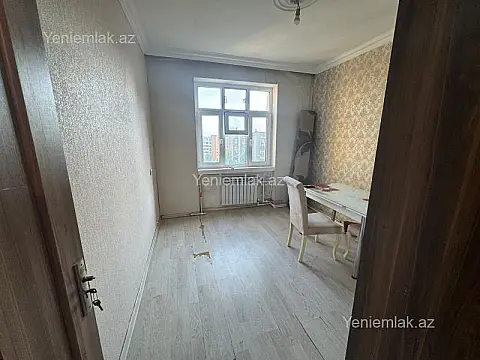 Satılır 2 otaqlı köhnə tikili 65 m²