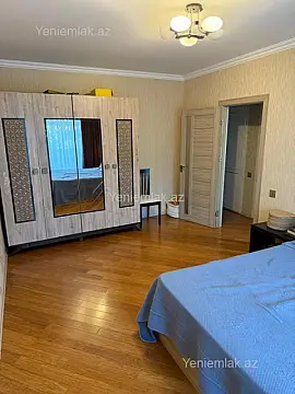 Satılır 3 otaqlı köhnə tikili 80 m²