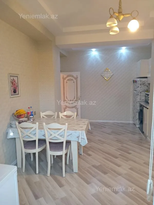 Satılır 4 otaqlı yeni tikili 105 m²