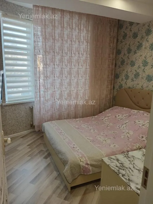 Satılır 4 otaqlı yeni tikili 105 m²