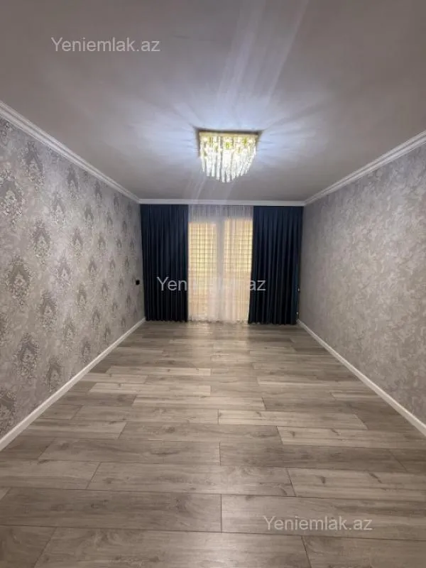 Satılır 3 otaqlı köhnə tikili 80 m²