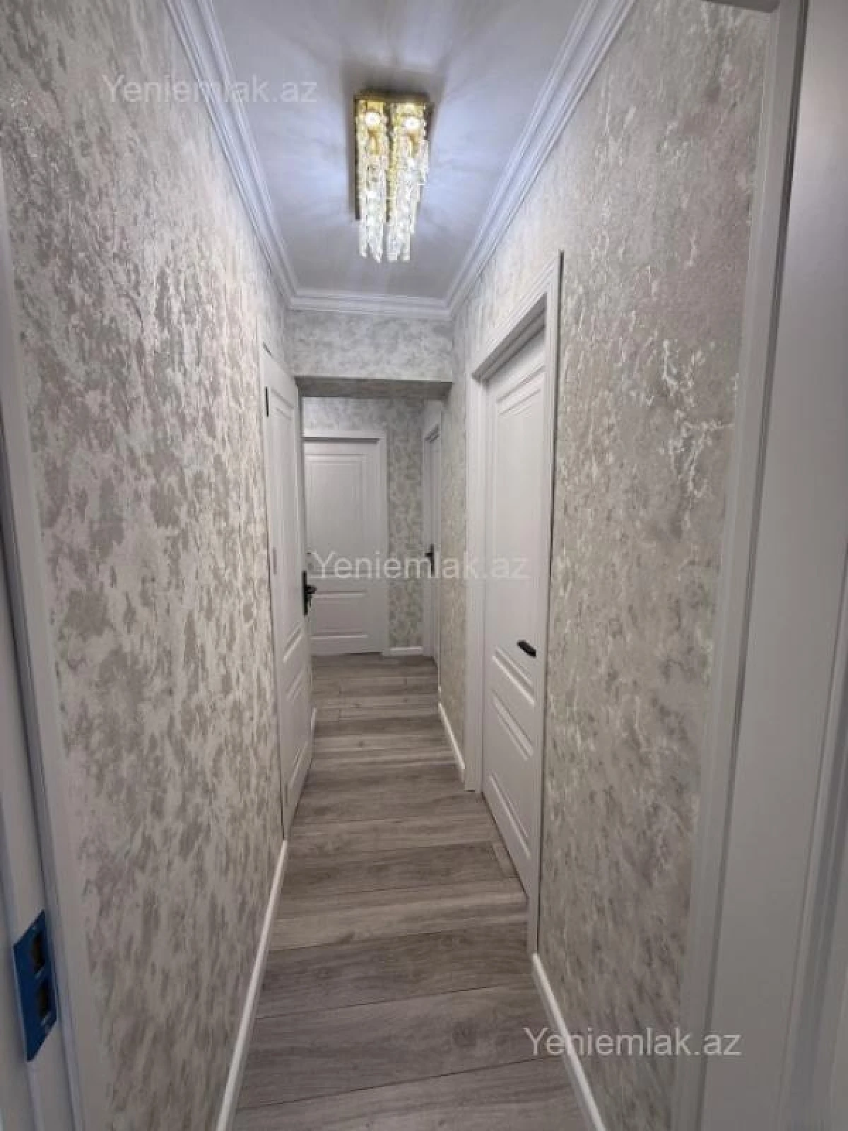Satılır 3 otaqlı köhnə tikili 80 m²