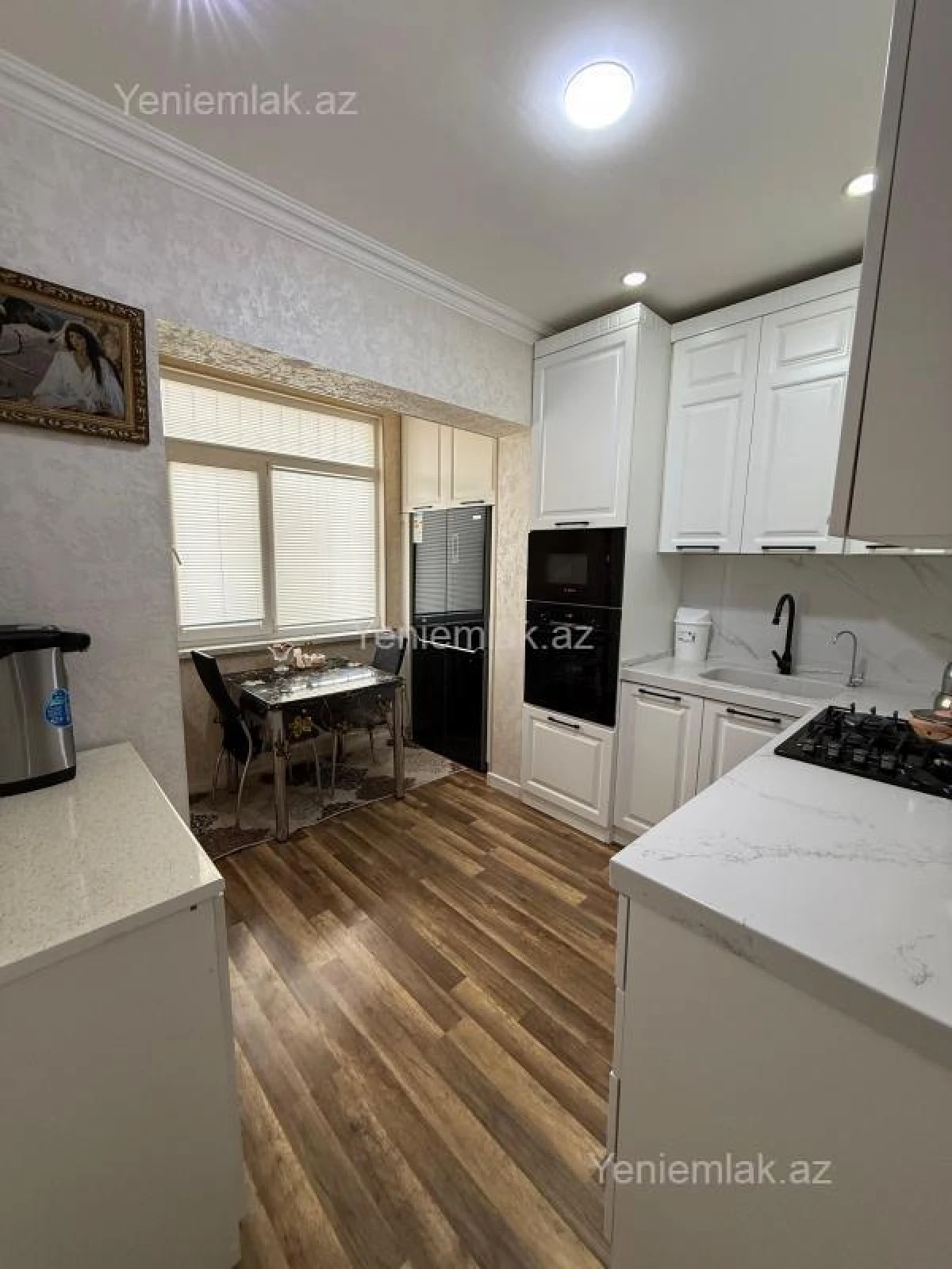 Satılır 3 otaqlı köhnə tikili 85 m²
