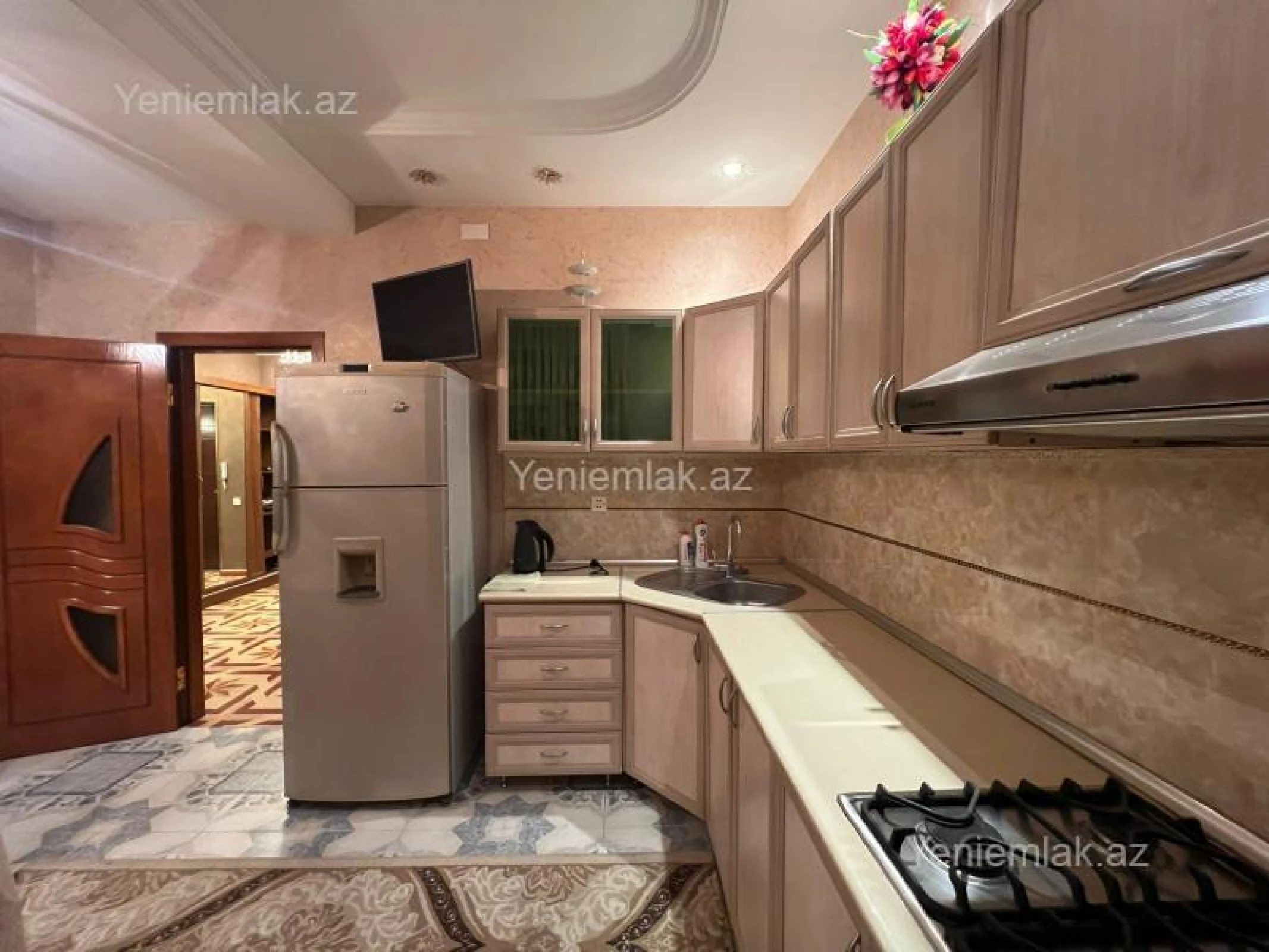 Satılır 3 otaqlı yeni tikili 95 m²