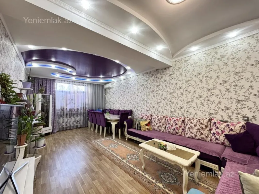 Satılır 3 otaqlı yeni tikili 110 m²