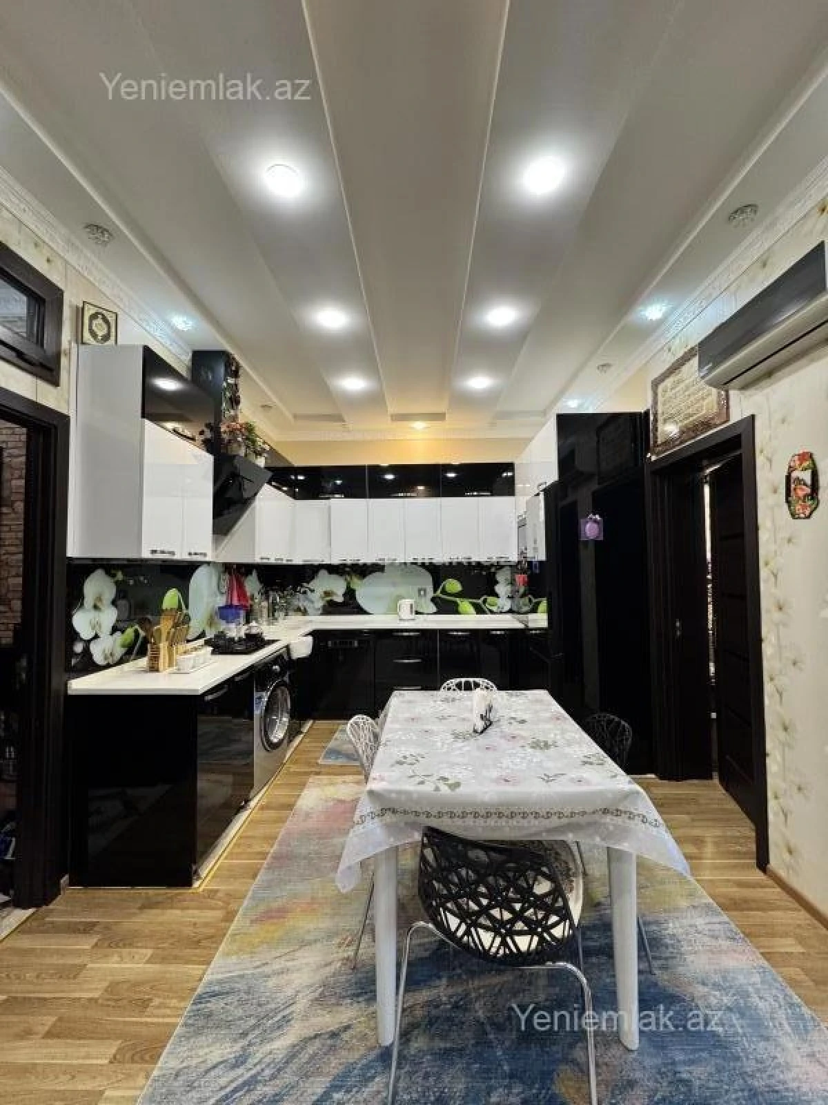 Satılır 3 otaqlı yeni tikili 110 m²