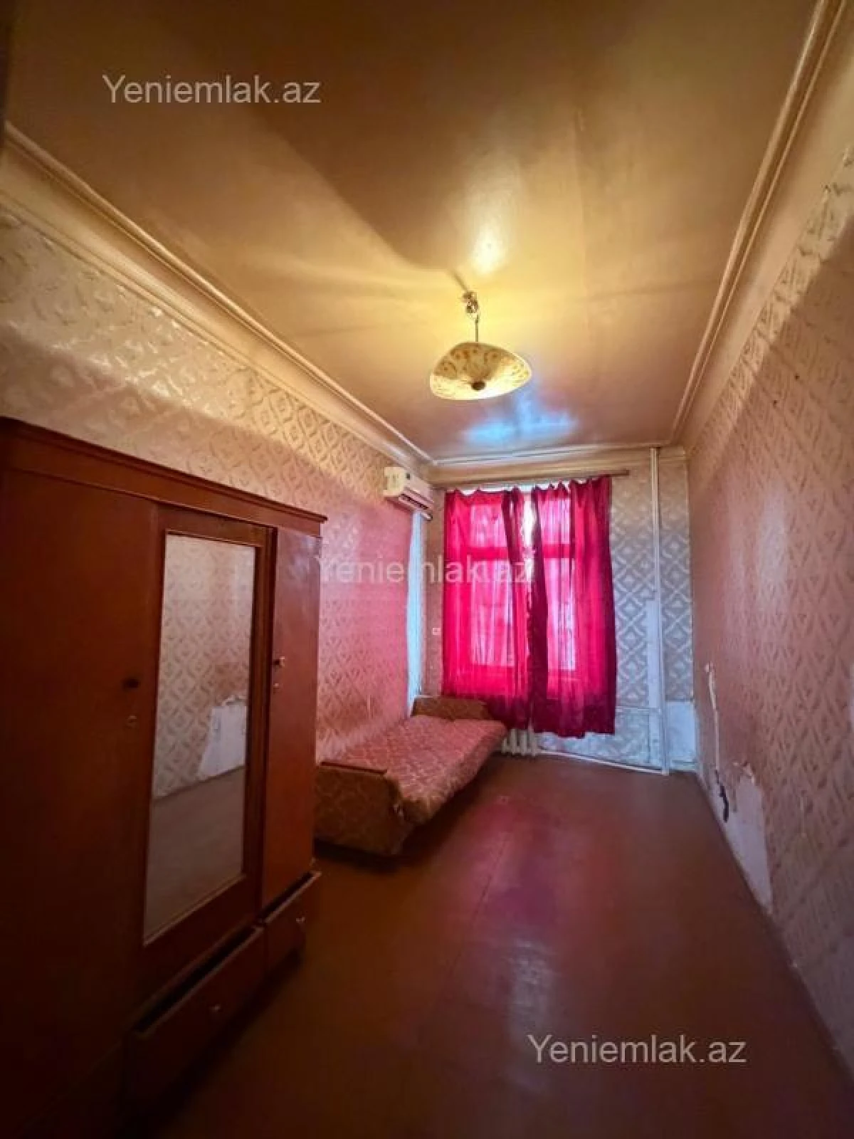 Satılır 3 otaqlı köhnə tikili 65 m²