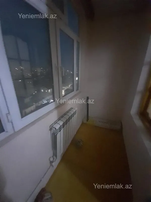 Satılır 2 otaqlı köhnə tikili 69 m²