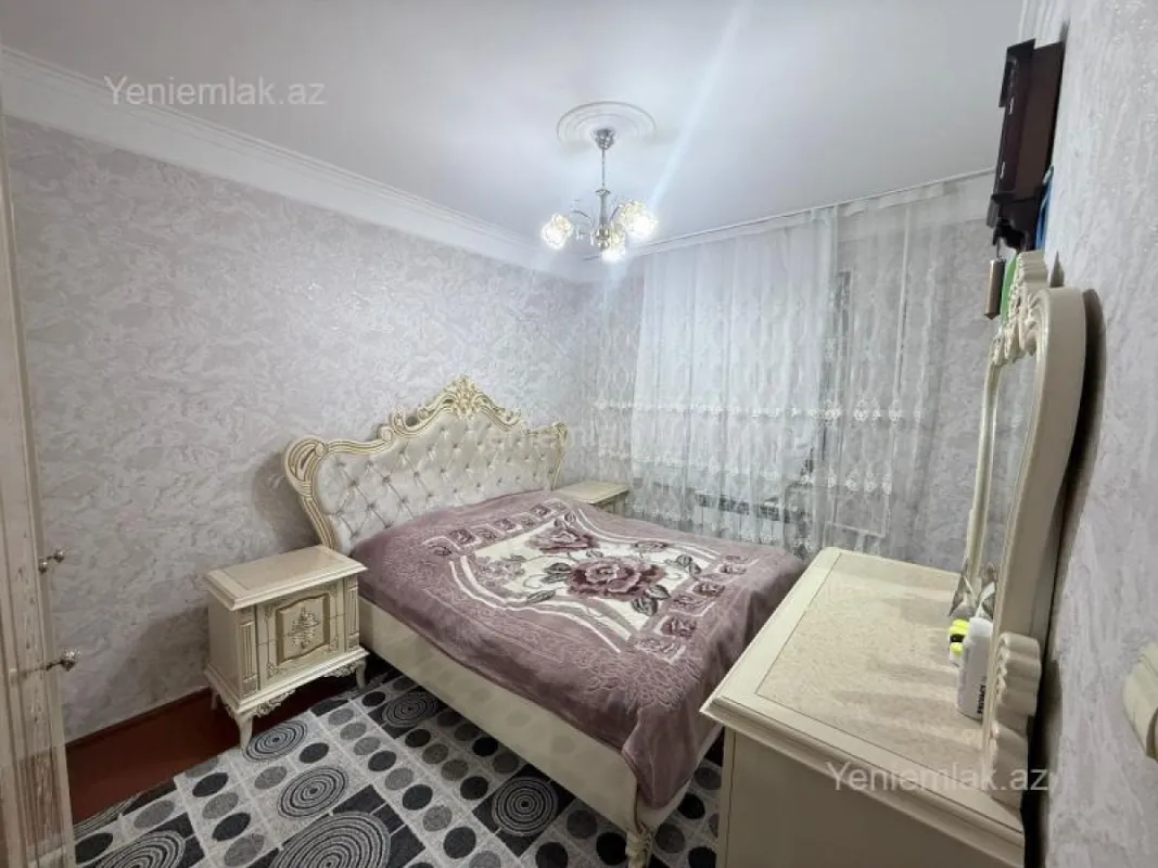 Satılır 3 otaqlı köhnə tikili 70 m²