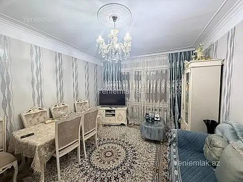 Satılır 3 otaqlı köhnə tikili 70 m²