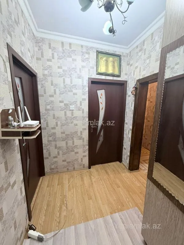 Satılır 3 otaqlı köhnə tikili 70 m²