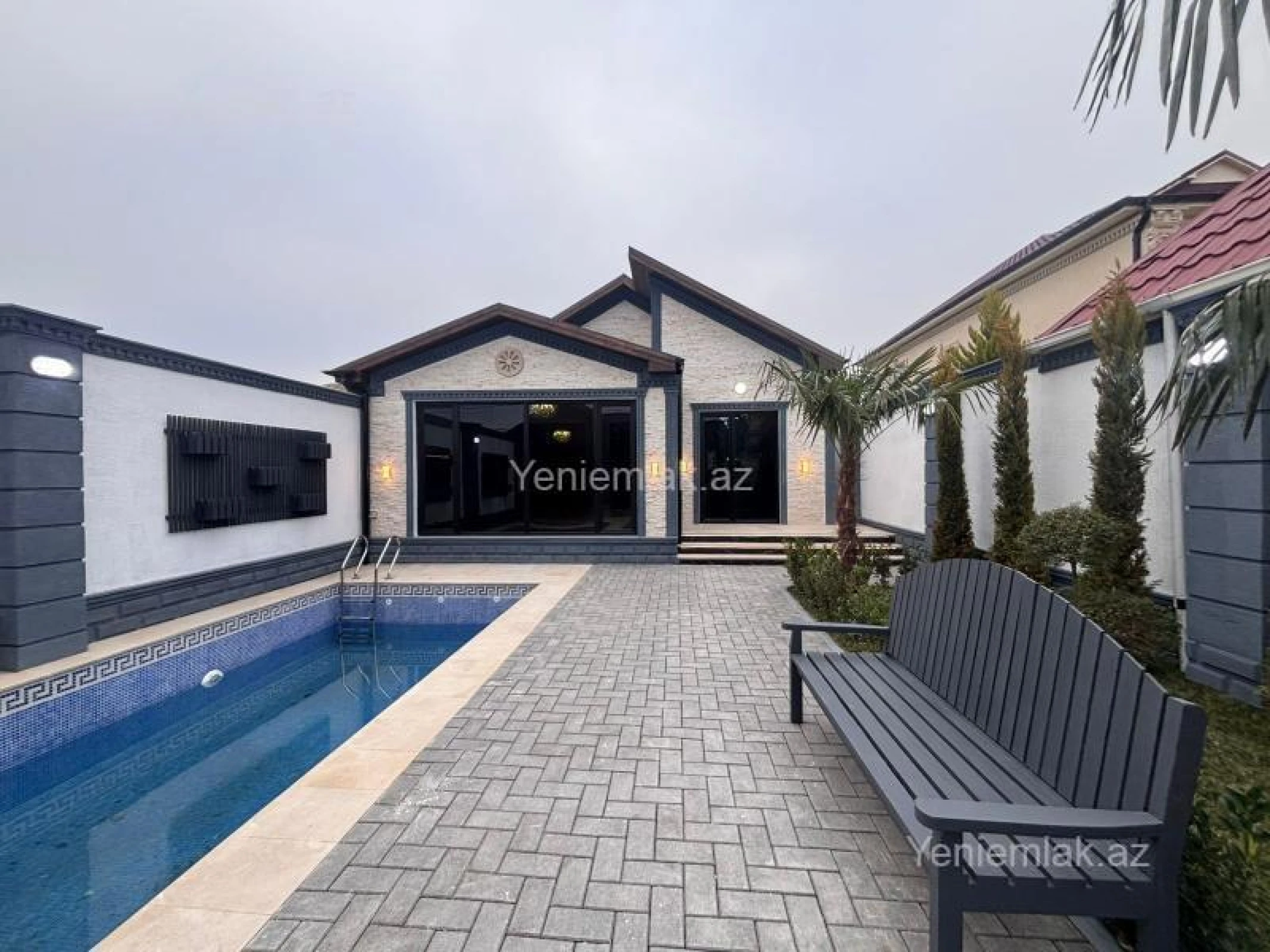 Satılır 4 otaqlı həyət evi 140 m²