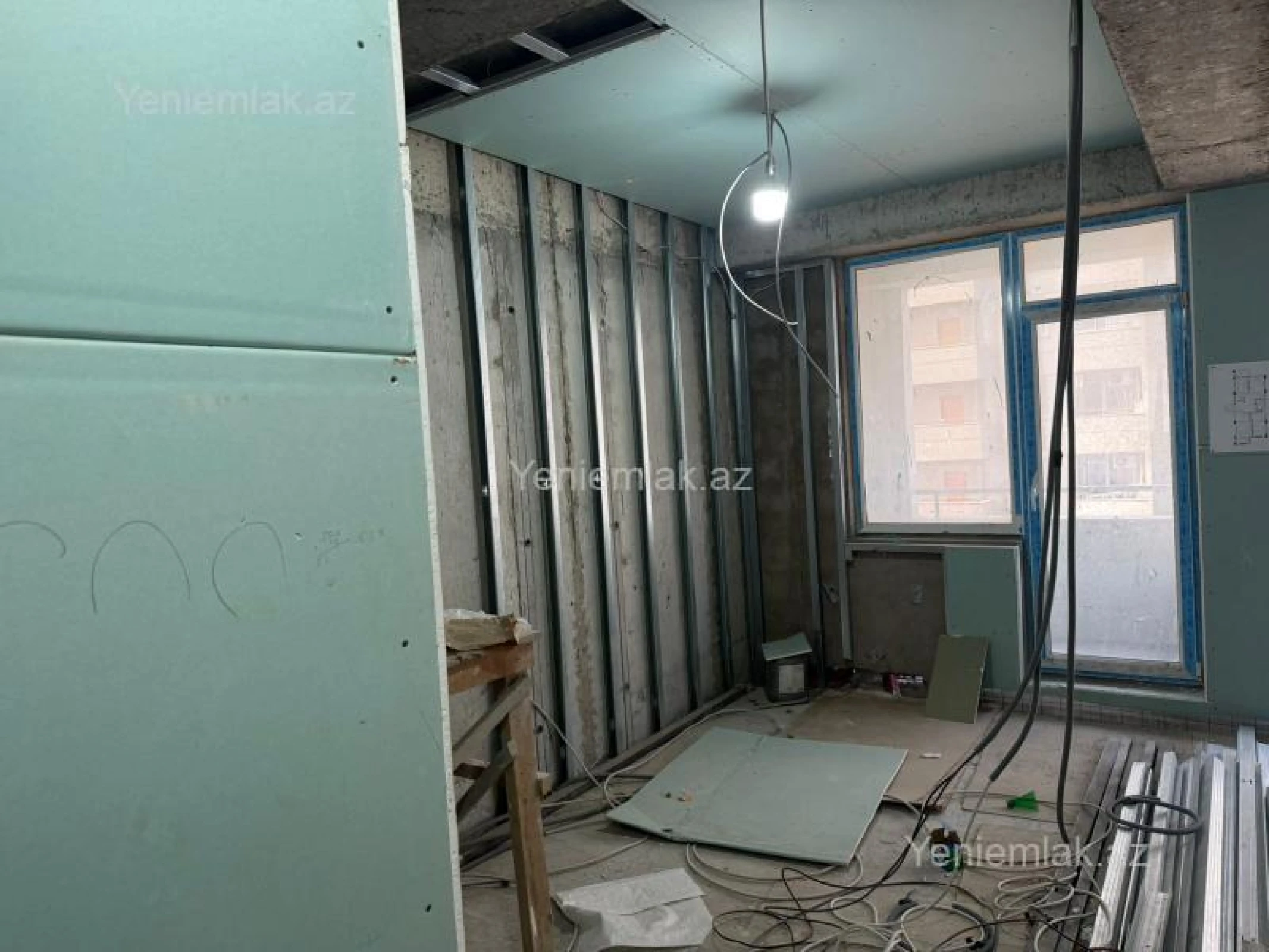 Satılır 3 otaqlı yeni tikili 97 m²