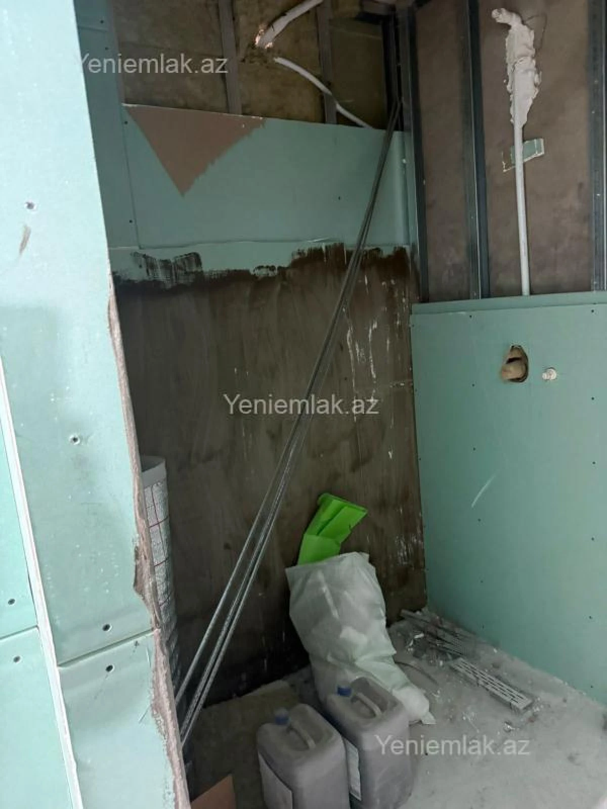 Satılır 3 otaqlı yeni tikili 97 m²