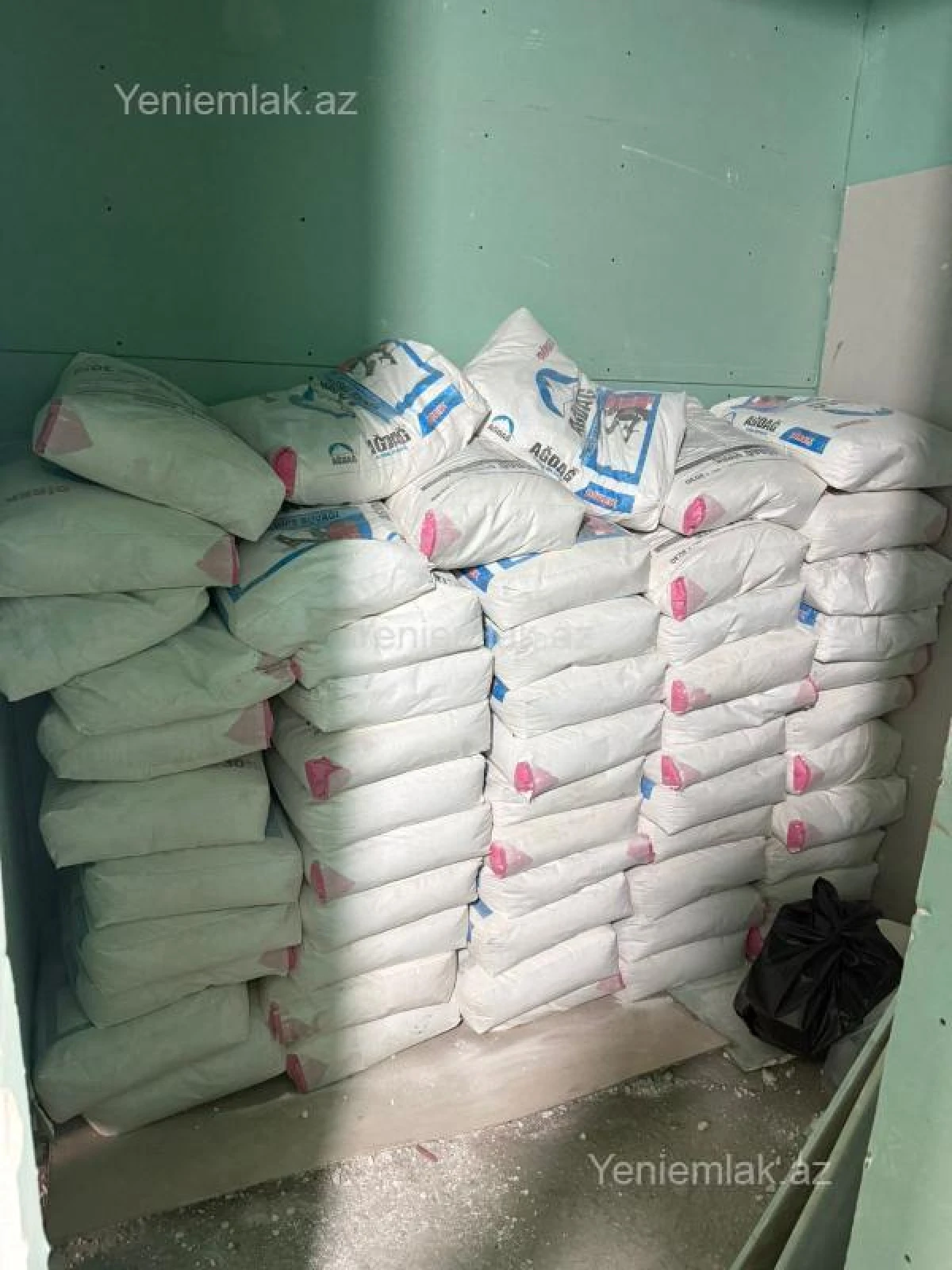 Satılır 3 otaqlı yeni tikili 97 m²