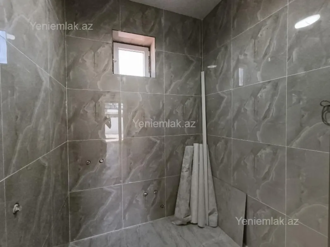 Satılır 4 otaqlı həyət evi 110 m²