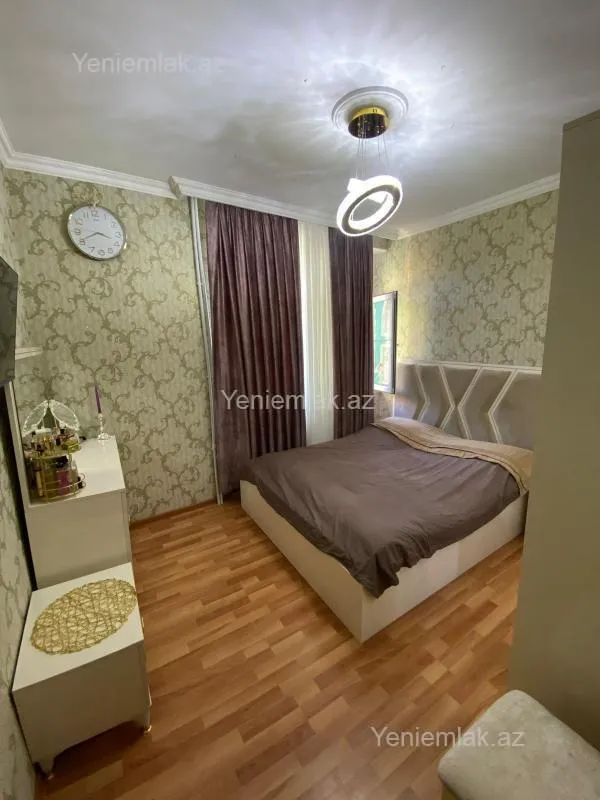 Satılır 1 otaqlı köhnə tikili 43 m²