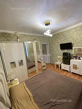 Satılır 1 otaqlı köhnə tikili 43 m²